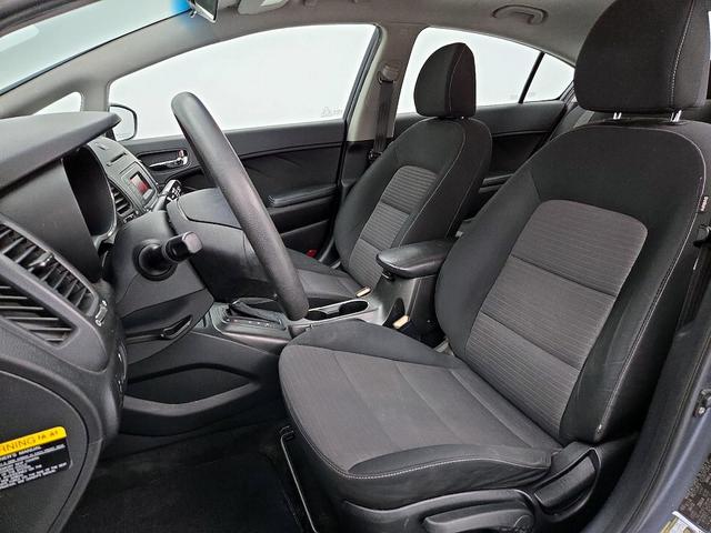 Photo of 2014 Gray Kia Forte