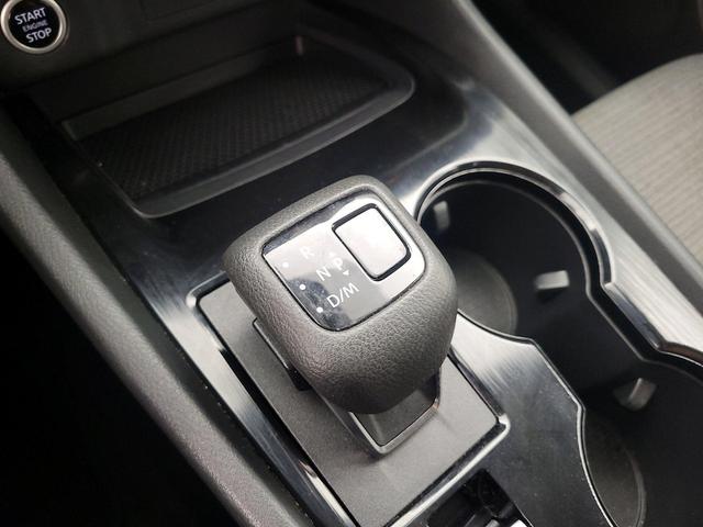Photo of 2023 Gray Nissan Rogue