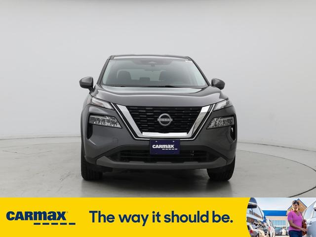 Photo of 2023 Gray Nissan Rogue