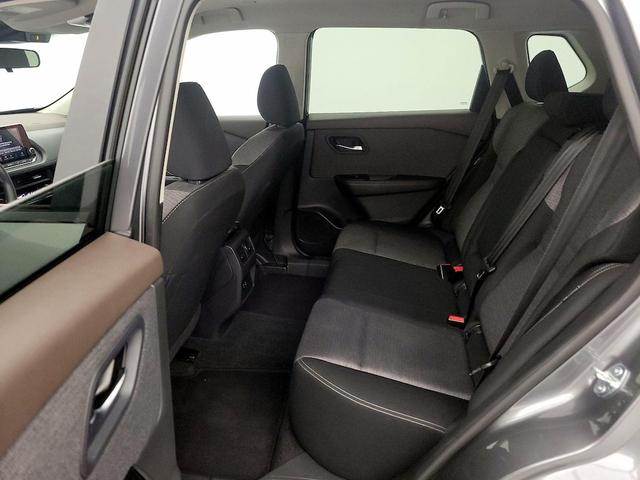 Photo of 2023 Gray Nissan Rogue