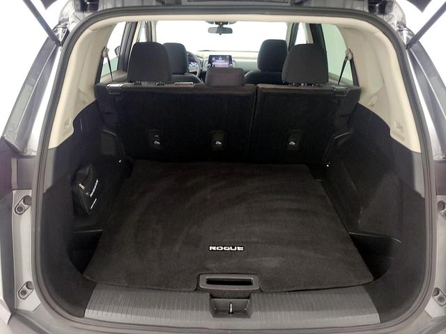 Photo of 2023 Gray Nissan Rogue