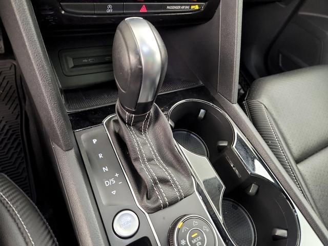Photo of 2022 Gray Volkswagen Atlas Cross Sport