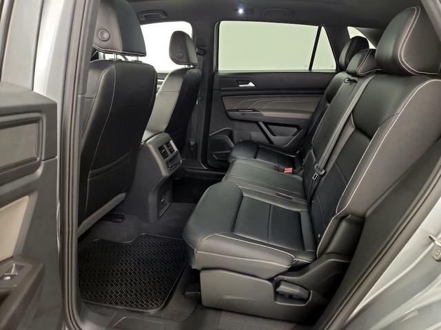 Photo of 2022 Gray Volkswagen Atlas Cross Sport