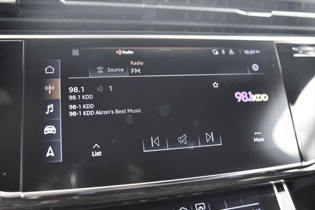 Photo of 2025 Glacier White Audi Q7