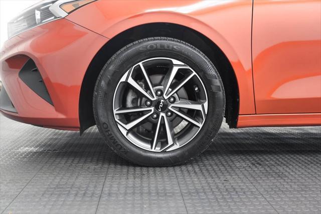 Photo of 2022 Fire Orange Kia Forte