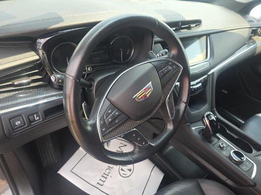 Photo of 2021 Gray Cadillac XT5