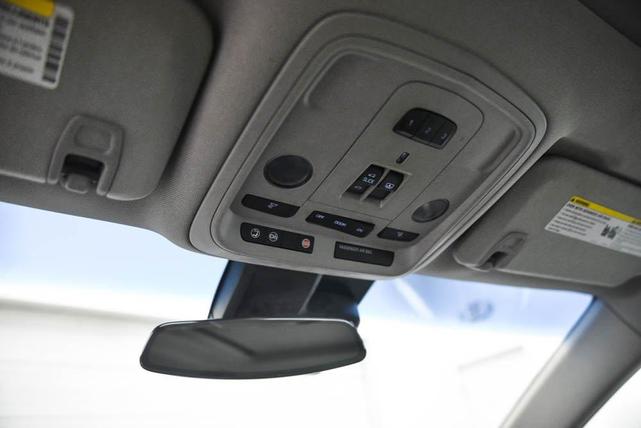 Photo of 2014 Radiant Silver Metallic Cadillac XTS