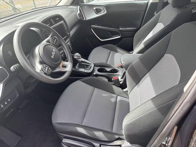 Photo of 2024 Fusion Black Kia Soul