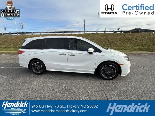 Photo of 2023 Platinum White Pearl Honda Odyssey