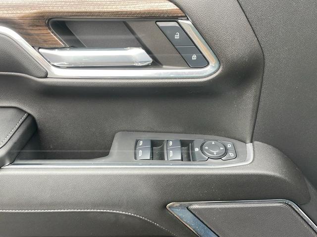 Photo of 2024 Onyx Black GMC Sierra 1500