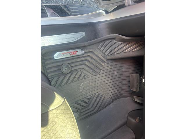 Photo of 2022 Silver Ice Metallic Chevrolet Silverado 1500