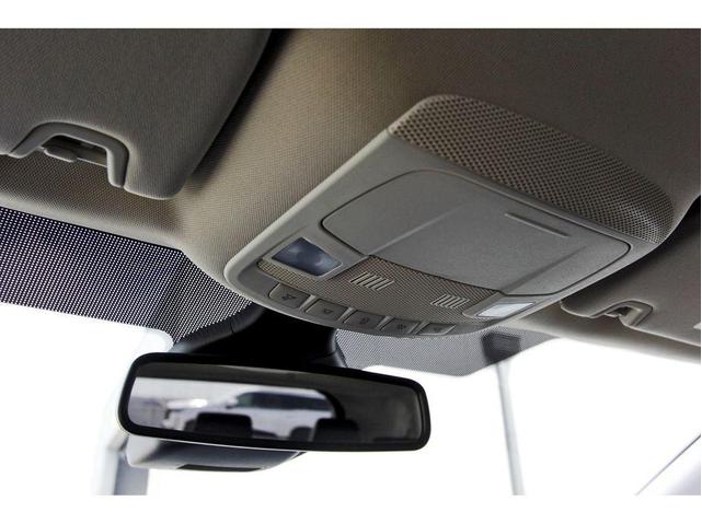 Photo of 2022 Silver Metallic Ford Edge