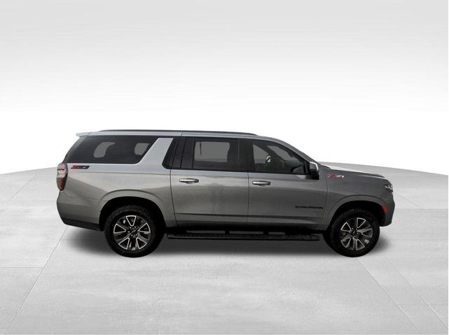 Photo of 2024 Sterling Gray Metallic Chevrolet Suburban