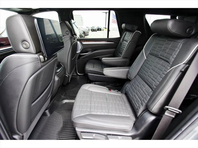 Photo of 2025 Argent Silver Metallic Cadillac Escalade