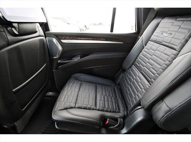 Photo of 2025 Argent Silver Metallic Cadillac Escalade