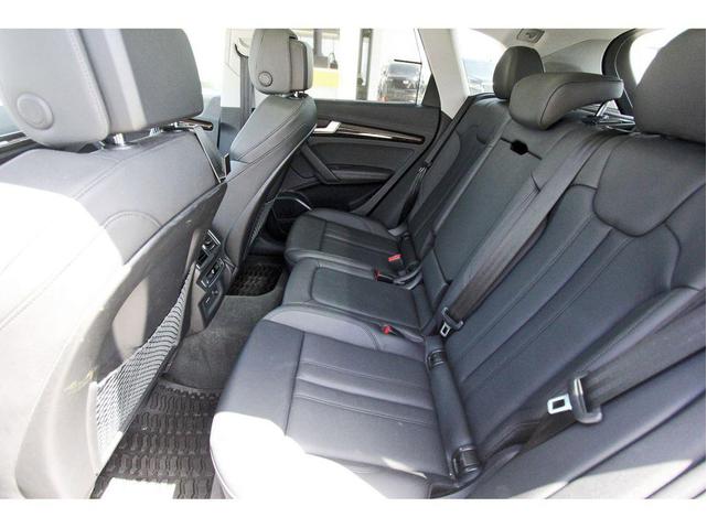 Photo of 2019 Black Audi Q5