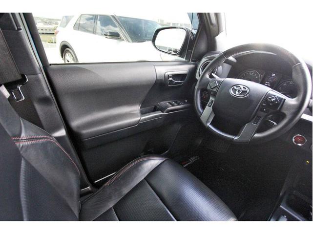Photo of 2018 Blazing Blue Pearl Toyota Tacoma