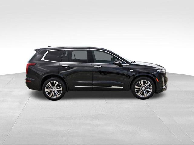 Photo of 2025 Stellar Black Metallic Cadillac XT6