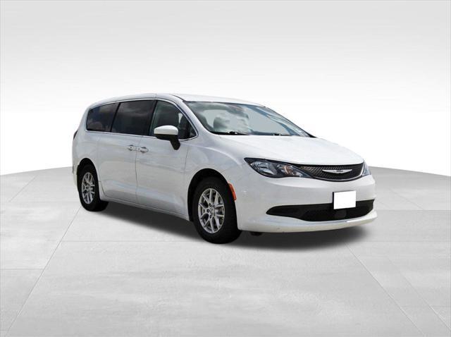 2023 Chrysler Voyager
