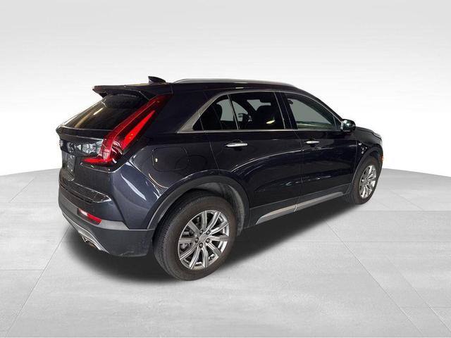 Photo of 2023 Galactic Gray Metallic Cadillac XT4