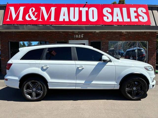 Photo of 2014 White Audi Q7