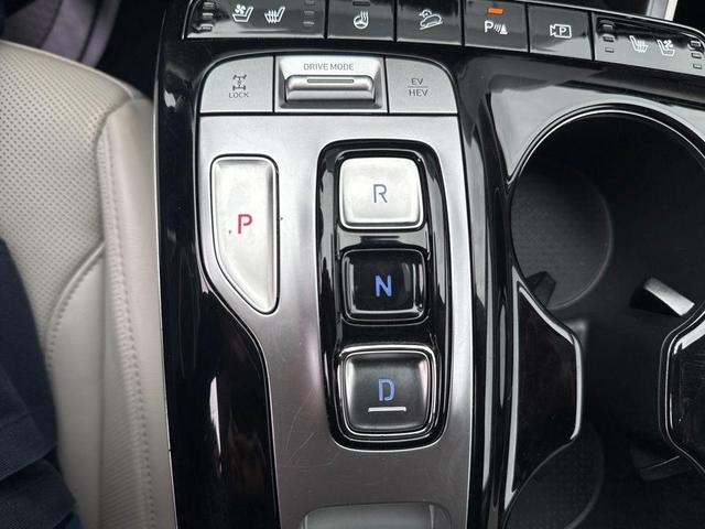 Photo of 2024 Deep Sea Hyundai TUCSON Plug-In Hybrid