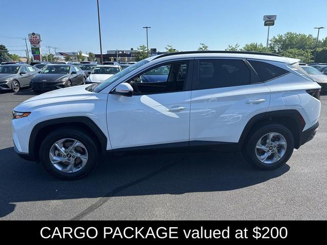 Photo of 2022 Quartz White Hyundai TUCSON
