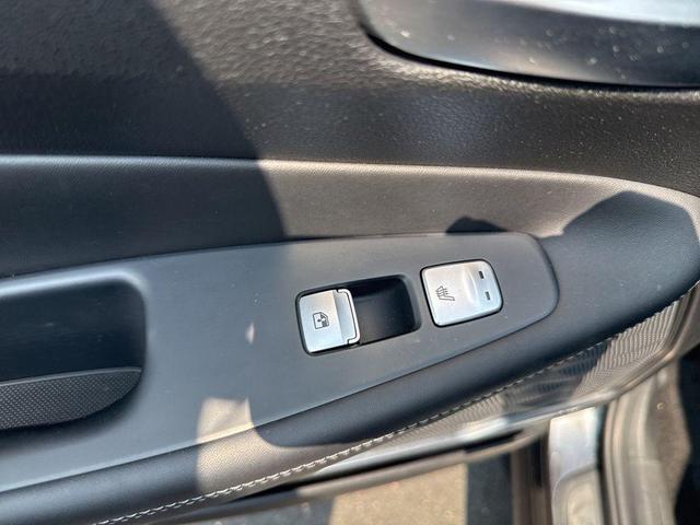 Photo of 2022 Portofino Gray Hyundai SANTA FE
