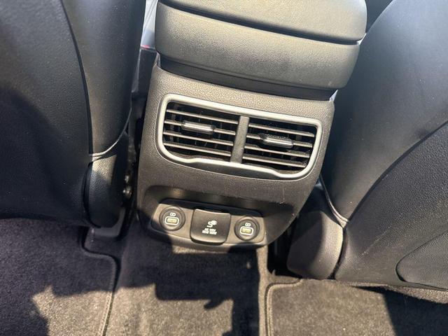 Photo of 2022 Portofino Gray Hyundai SANTA FE
