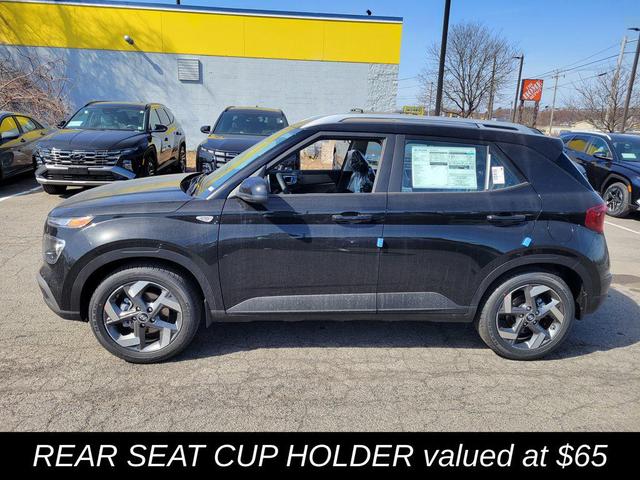 Photo of 2025 Onyx Black Hyundai VENUE