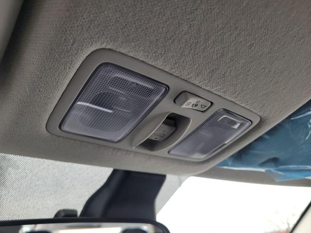 Photo of 2025 Onyx Black Hyundai VENUE