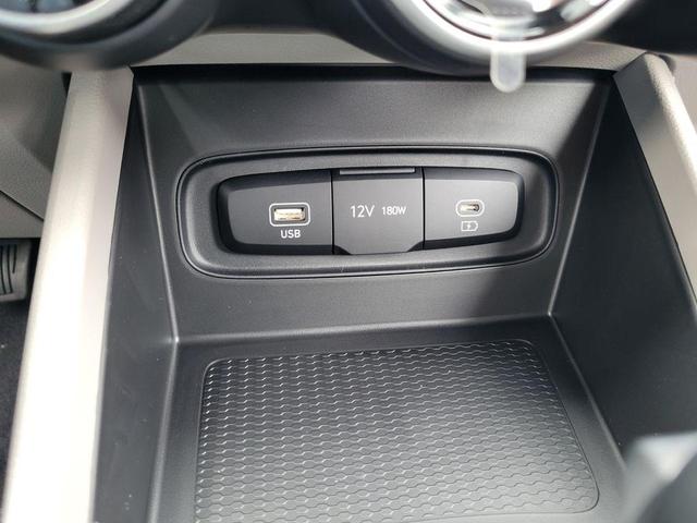 Photo of 2025 Onyx Black Hyundai VENUE