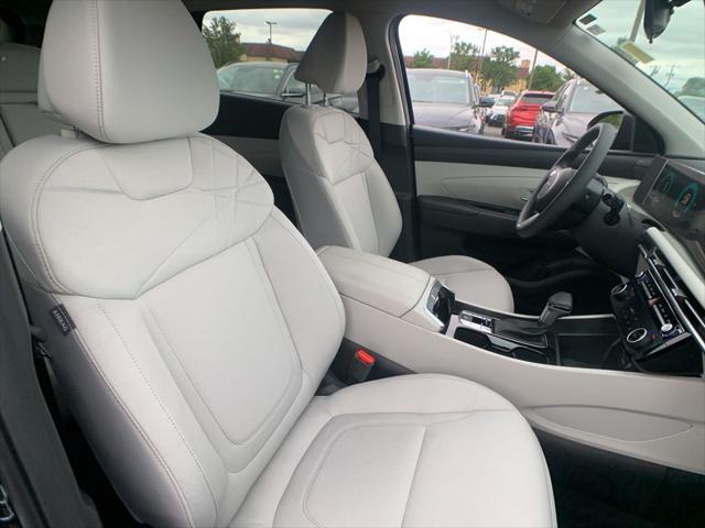 Photo of 2025 Phantom Black Hyundai TUCSON