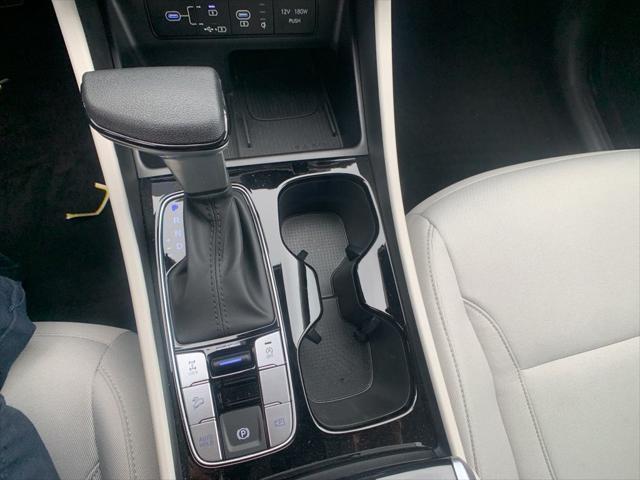 Photo of 2025 Phantom Black Hyundai TUCSON