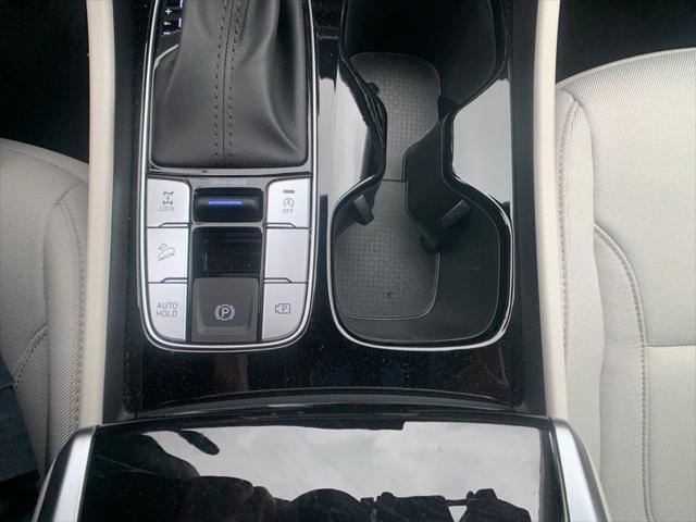 Photo of 2025 Phantom Black Hyundai TUCSON