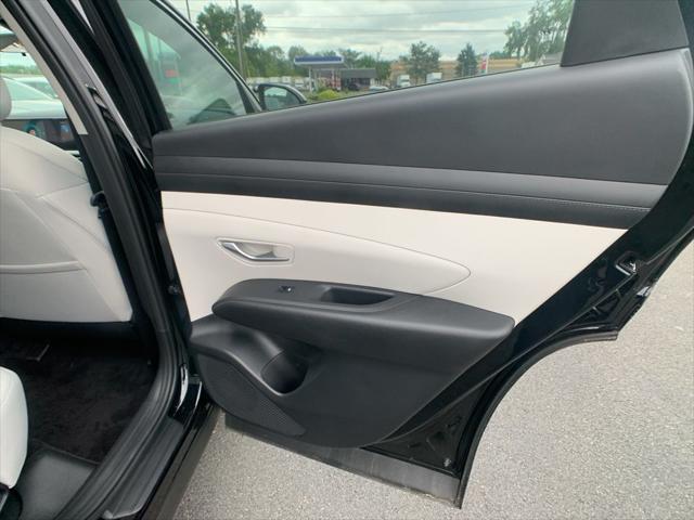 Photo of 2025 Phantom Black Hyundai TUCSON