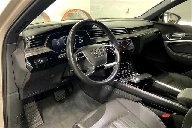 Photo of 2022 Siam Beige Metallic Audi e-tron