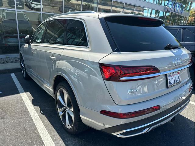 Photo of 2020 Vicuna Beige Metallic Audi Q7