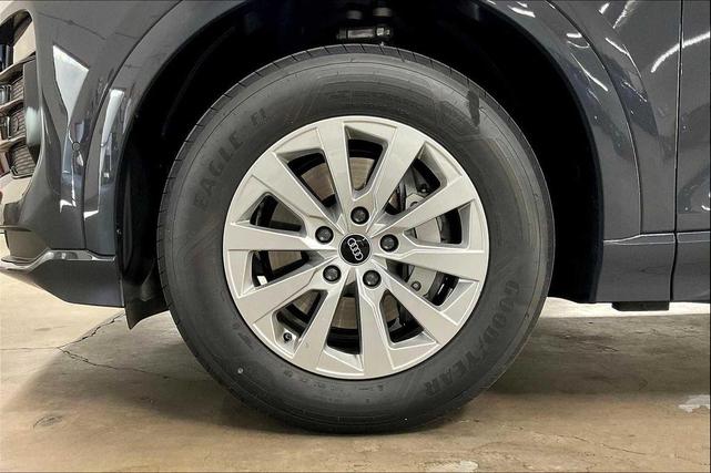 Photo of 2025 Magnet Gray Audi Q6 e-tron