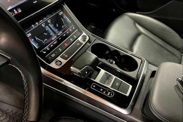 Photo of 2023 Mythos Black Metallic Audi Q8