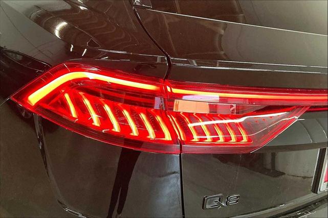 Photo of 2023 Mythos Black Metallic Audi Q8