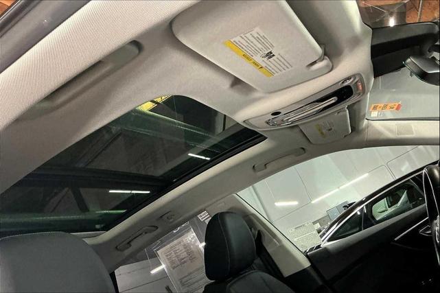 Photo of 2023 Mythos Black Metallic Audi Q8
