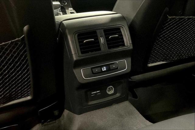 Photo of 2022 Mythos Black Metallic Audi Q5