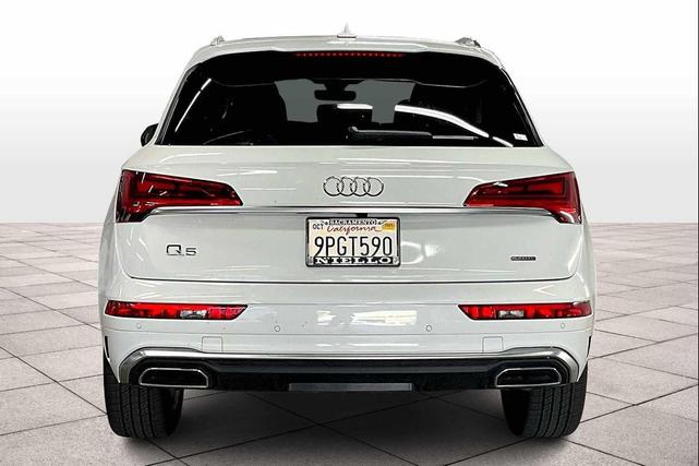 Photo of 2024 Glacier White Metallic Audi Q5