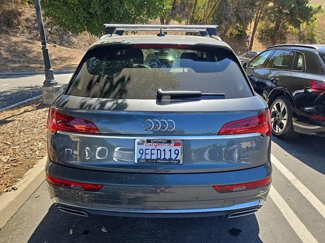 Photo of 2023 Daytona Gray Pearl Effect Audi Q5