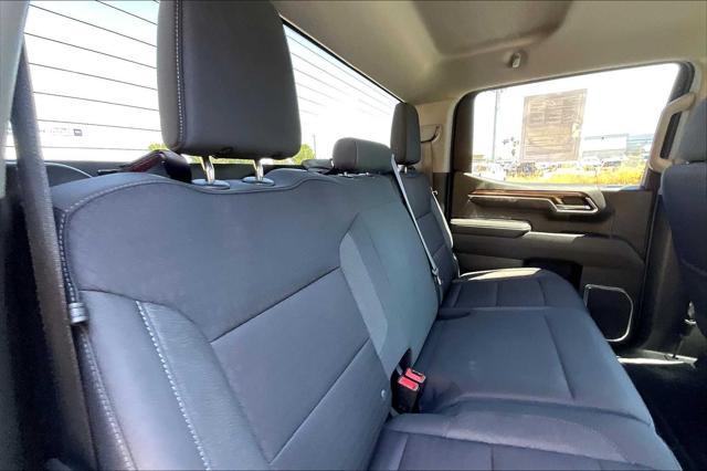 Photo of 2022 Summit White Chevrolet Silverado 1500