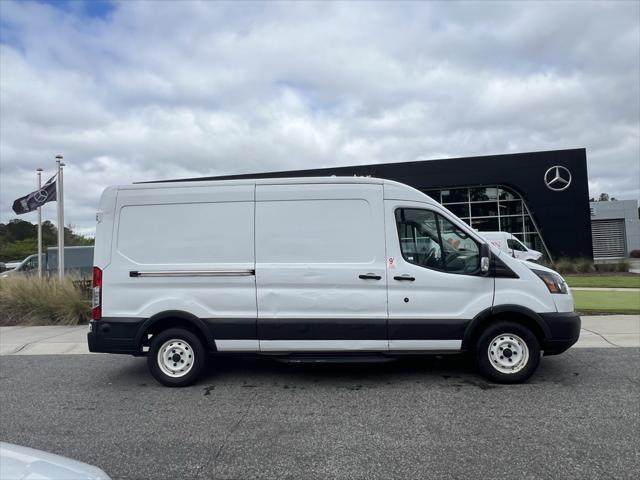 Photo of 2019 Oxford White Ford Transit-150