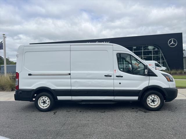 Photo of 2019 Oxford White Ford Transit-150