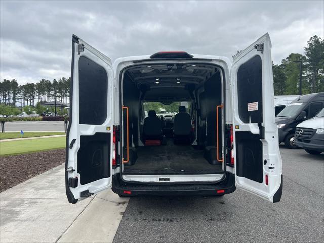 Photo of 2019 Oxford White Ford Transit-150