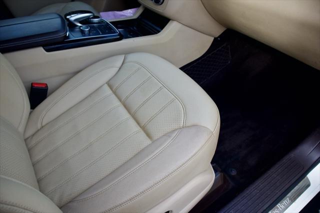 Photo of 2019 White Mercedes-Benz GLS 450